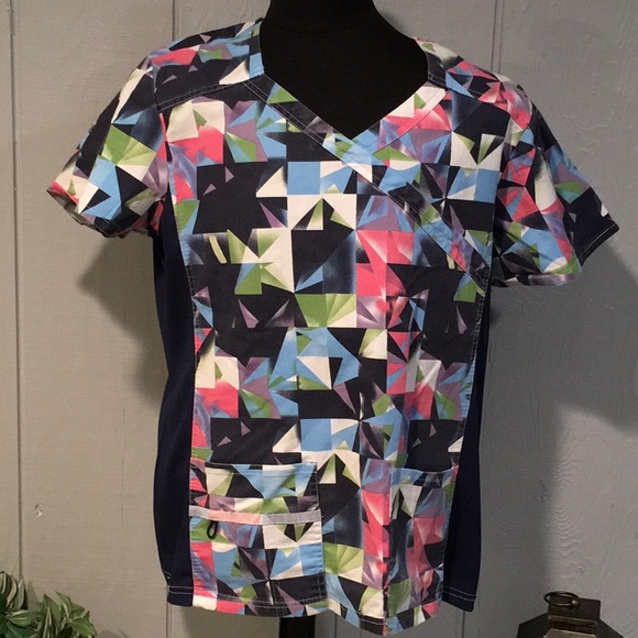 Scrub tops - Picture 4 of 7